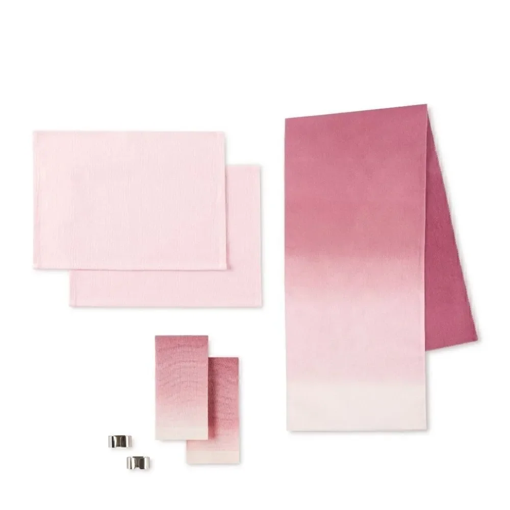Dinning for two.Valentine's Day Table runner, placemats, napkins ring Bundle set